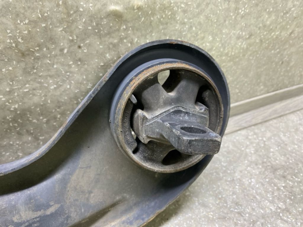 55280-4Z000 | Важіль задньої підвіски поздовжній прав. HYUNDAI SANTA FE (DM) 12-18 - Фото 3