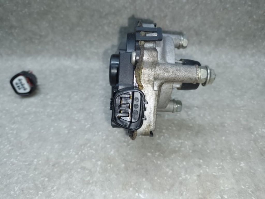 85110-50140 | Моторчик стеклоочистителя передн. TOYOTA PRIUS - 30 09-17 - Фото 2