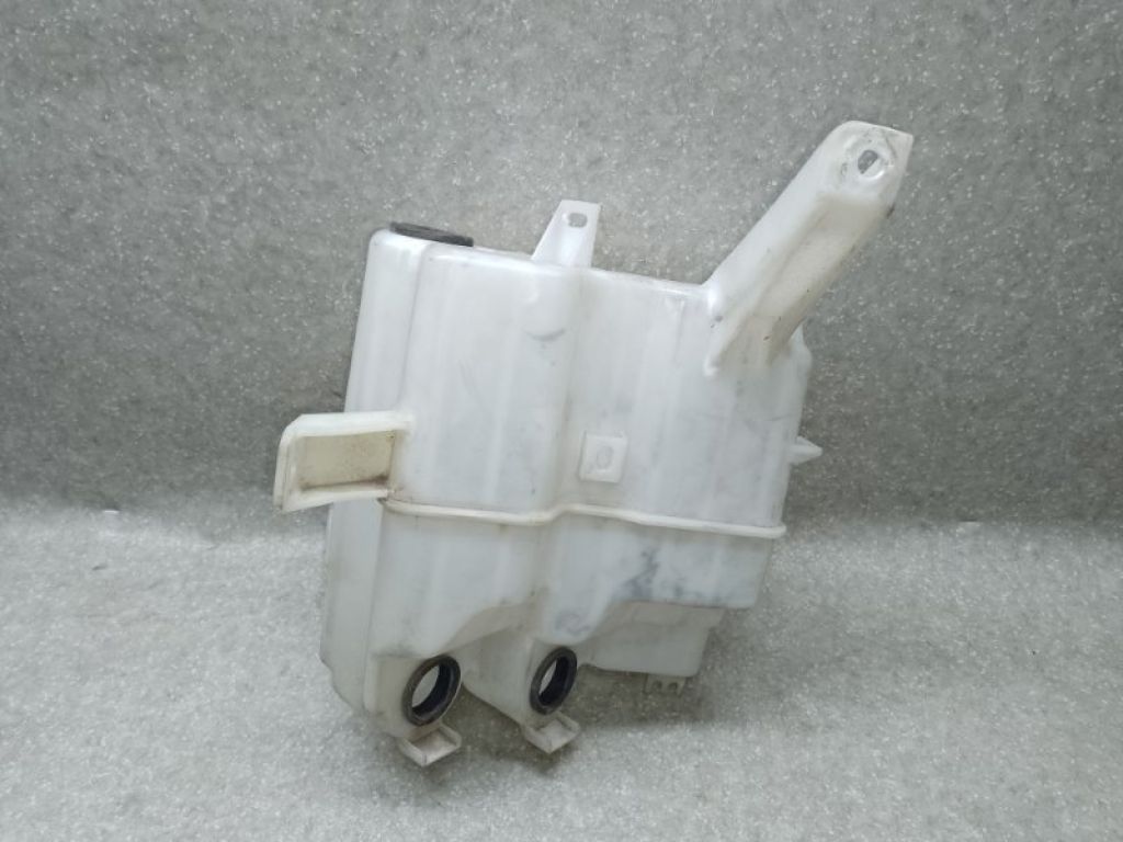 85315-47140 | Бачок омивача передн. TOYOTA PRIUS - 30 09-17