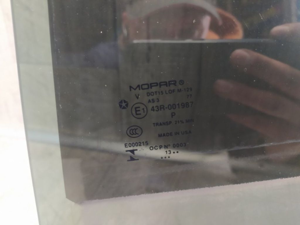 68104623AB | Стекло двери задн. лев. JEEP CHEROKEE 14- - Фото 3