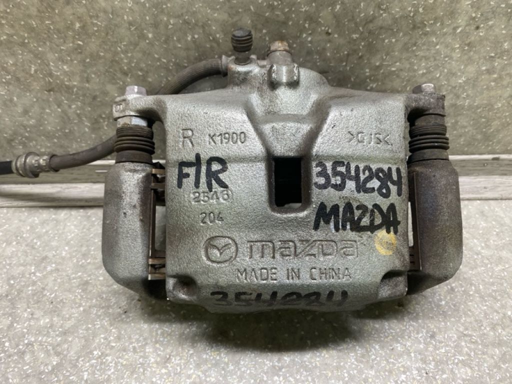 B4Y0-33-98ZC | Супорт гальмівний передн. прав. MAZDA 3 BM 13-19