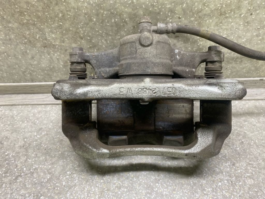 B4Y0-33-98ZC | Супорт гальмівний передн. прав. MAZDA 3 BM 13-19 - Фото 3