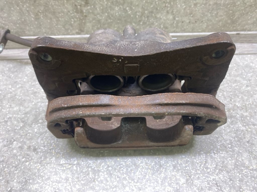 26292SC021 | Супорт гальмівний передн. прав. SUBARU FORESTER 12-19 - Фото 5