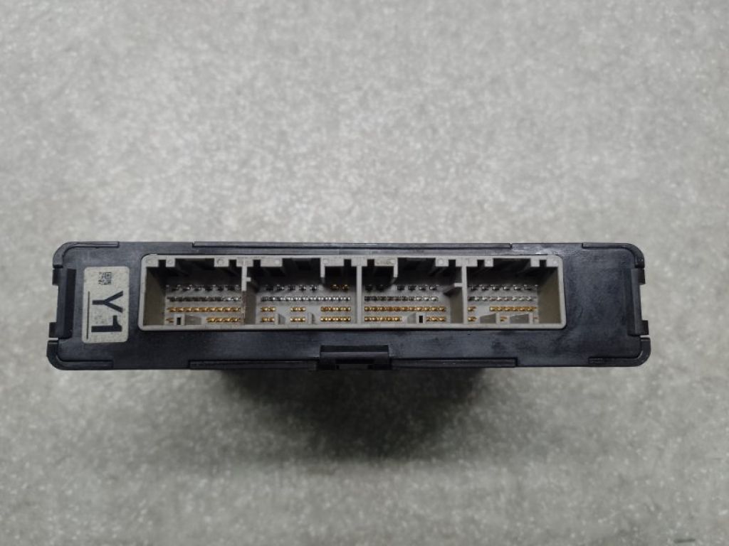 89681-47211 | Блок управления бортовой сети TOYOTA PRIUS - 30 09-17 - Фото 3