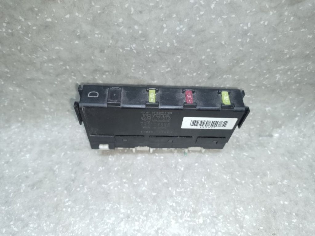 82641-71010 | реле TOYOTA PRIUS - 30 09-17