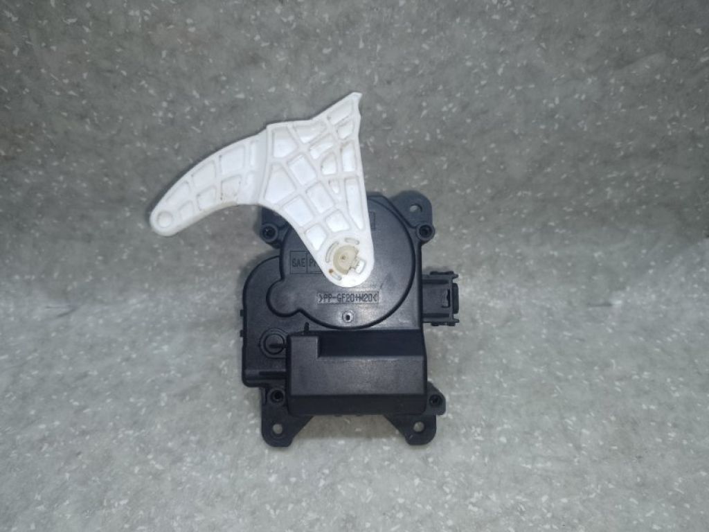 87106-47130 | Моторчик заслонки печки TOYOTA PRIUS - 30 09-17 - Фото 2