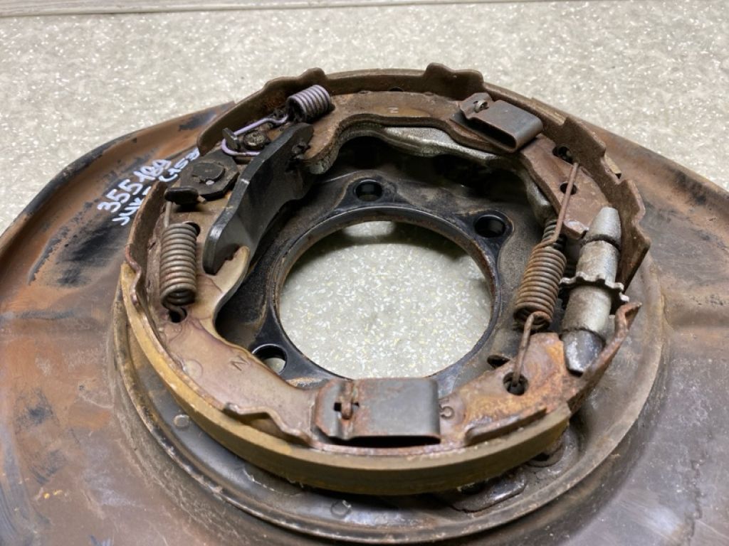 44010-ET01A | Гальмівний механізм лів. NISSAN JUKE 10-19 - Фото 3