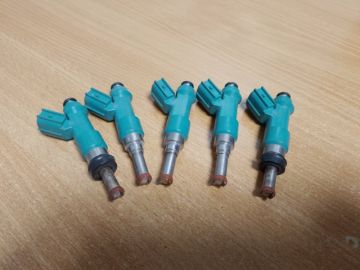 Форсунка паливна LEXUS RX300/330/350/400 03-09