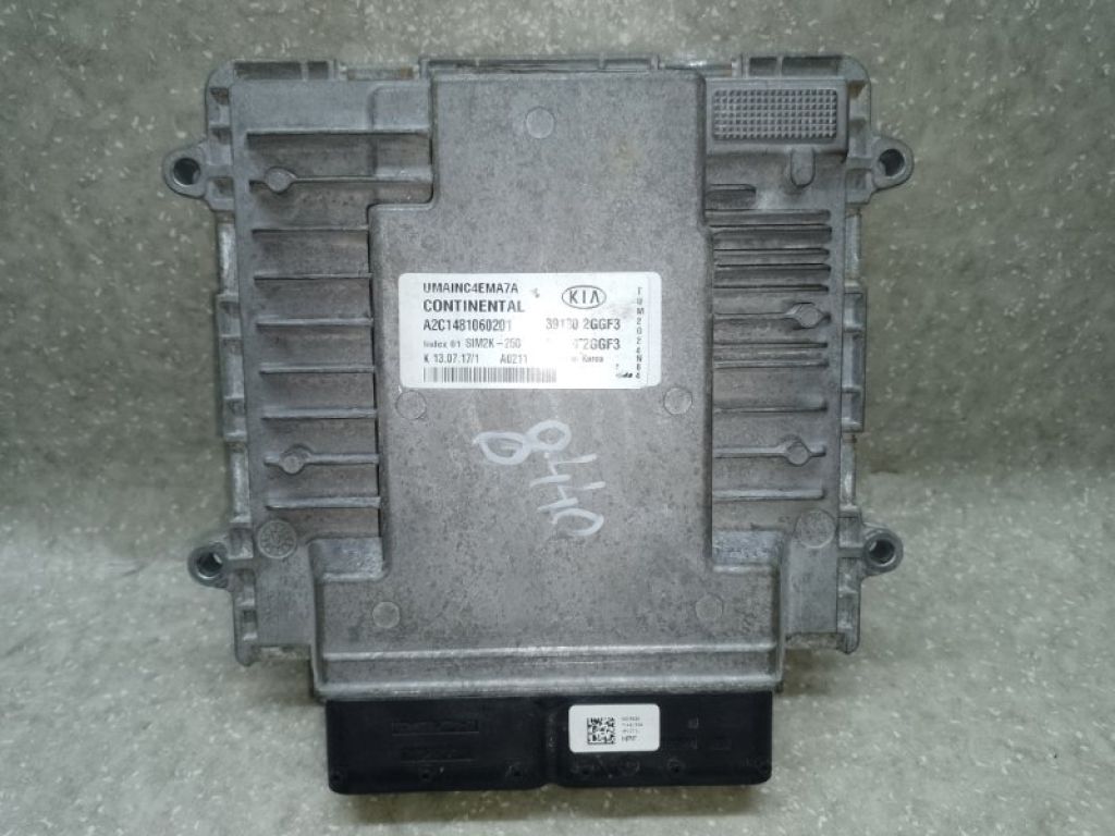 39100-2GGF3 | Блок керування двигуном KIA SORENTO UM 14-