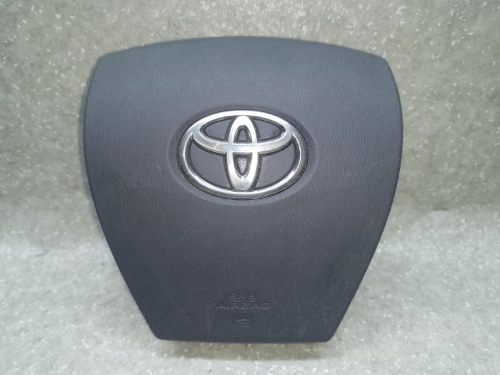 45130-47110-C0 | Подушка безопасности в руль TOYOTA PRIUS - 30 09-17