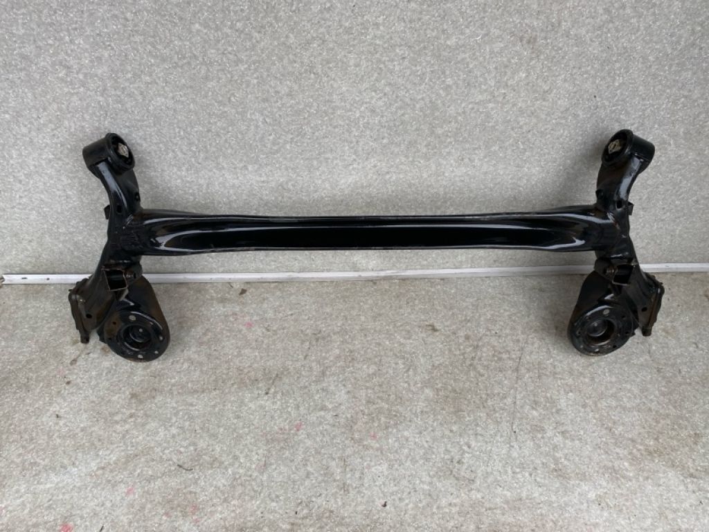 55100-3Y100 | Балка задньої підвіски HYUNDAI ELANTRA MD 10-15 - Фото 4