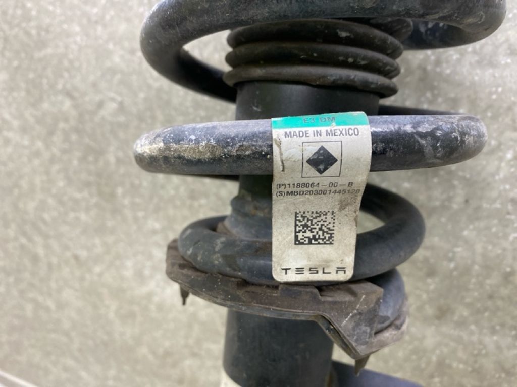 1188368-00-F | Амортизатор передн. прав. TESLA MODEL Y 19- - Фото 4