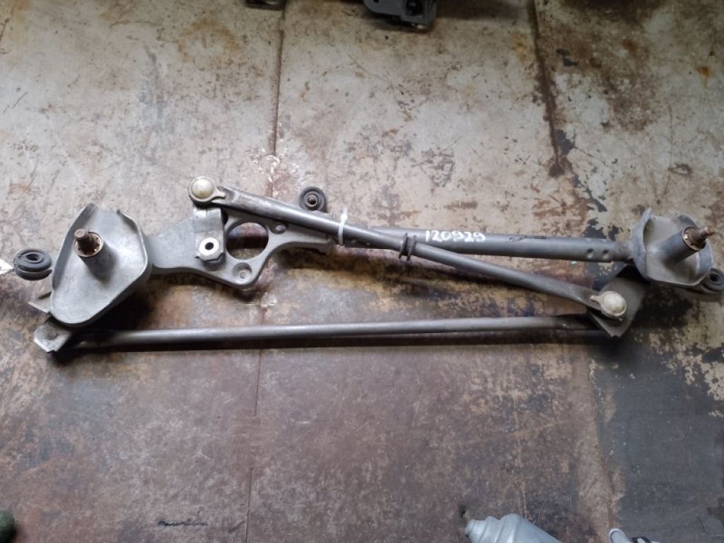 38110-79J20 | Трапеція склоочисників SUZUKI KIZASHI 09-14