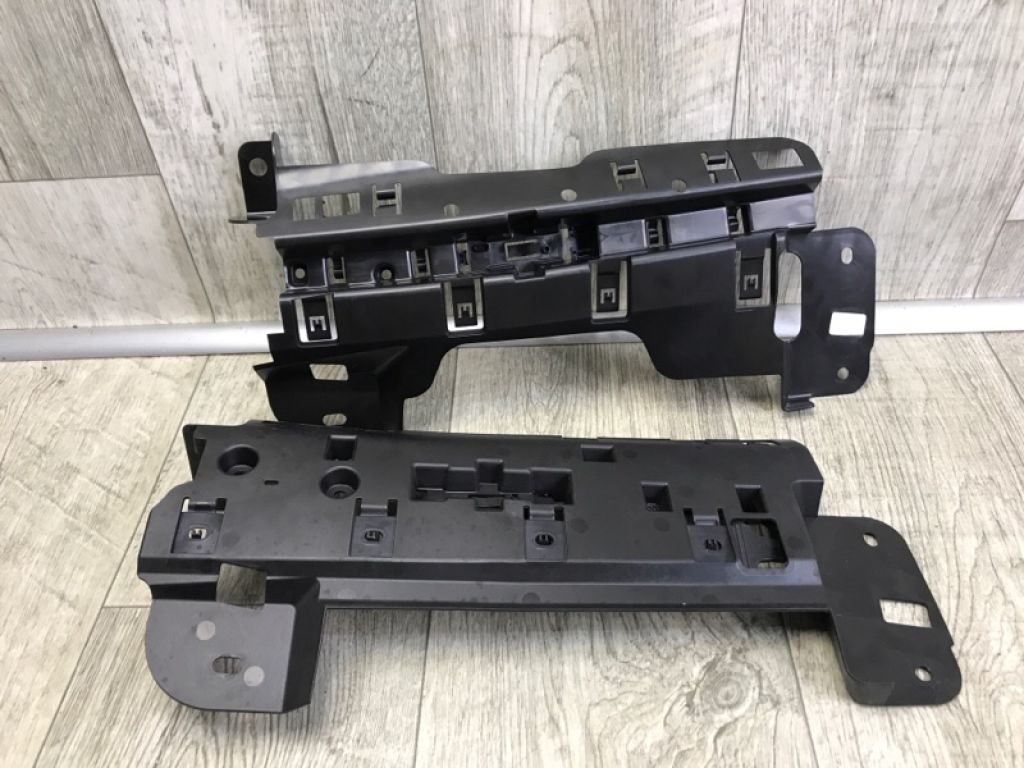 LR070764 | Датчик открытия багажника лев. LAND ROVER RANGE ROVER (L405) 12-22