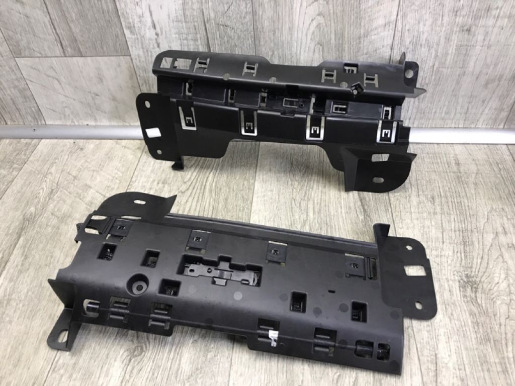 LR070763 | Датчик открытия багажника прав. LAND ROVER RANGE ROVER (L405) 12-22 - Фото 2