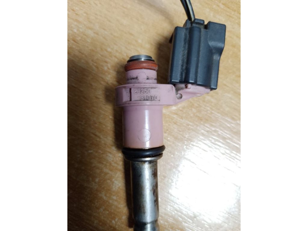 Форсунка паливна LEXUS GS350 GS300 05-11 - Фото 4