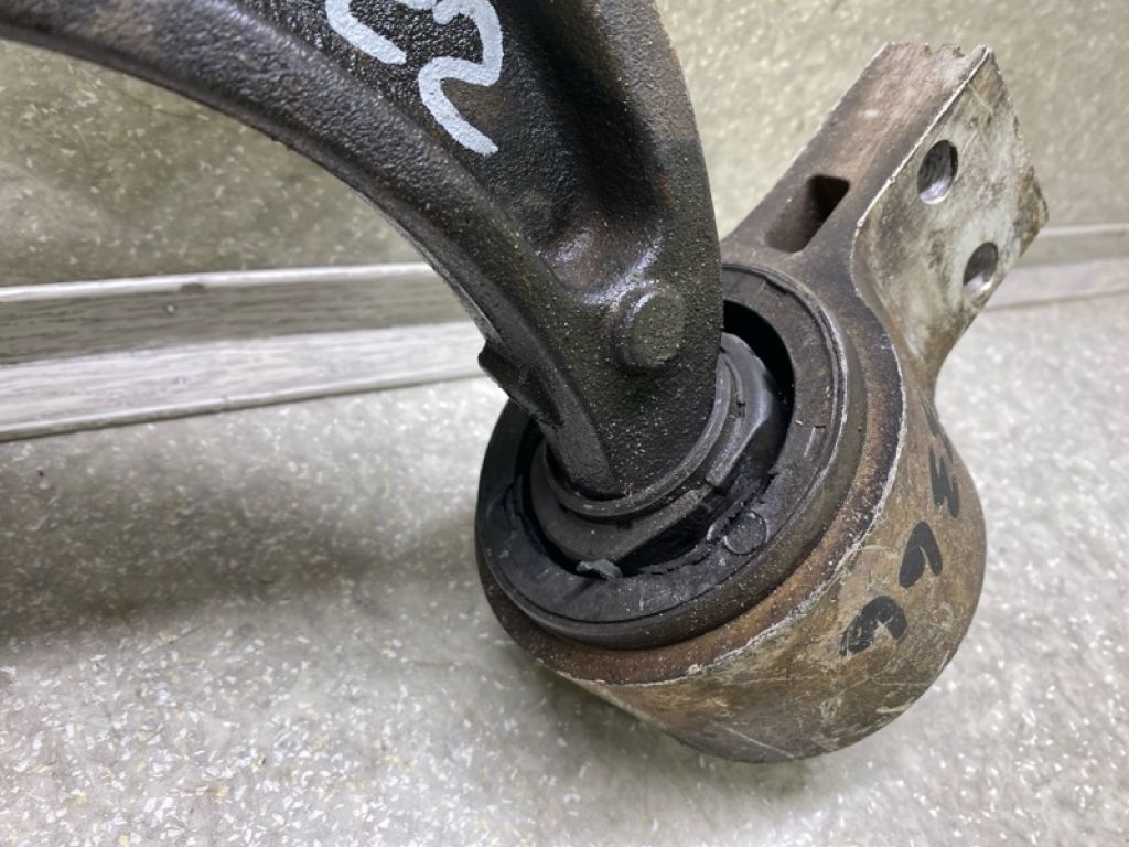 FA5Z-3079-A | Рычаг передней подвески нижний лев. FORD FLEX 08-19 - Фото 3