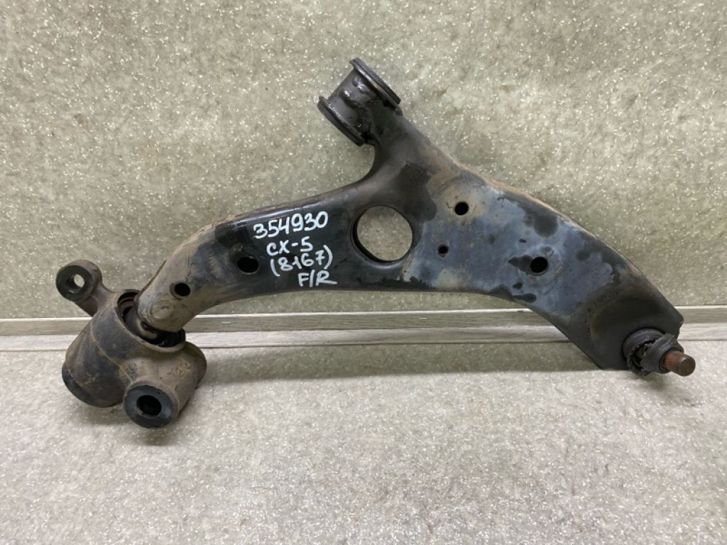 KB7W-34-300D | Важіль передньої підвіски нижній прав. MAZDA CX-5 (KF) 16-21