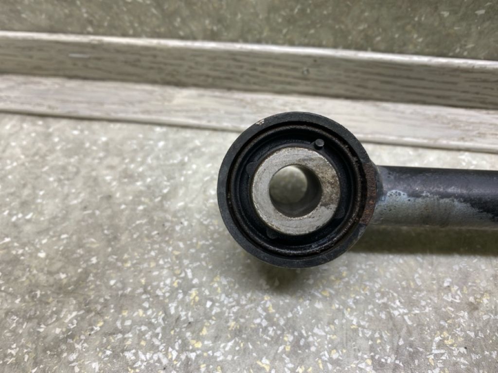 20250FG021 | Важіль задньої підвіски нижній поперечний прав. SUBARU FORESTER 12-19 - Фото 4