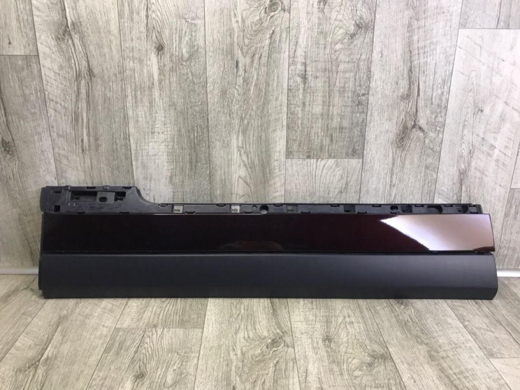 LR048805 | Накладка двери передн. лев. LAND ROVER RANGE ROVER (L405) 12-22