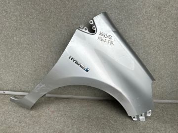 Крыло переднее прав. TOYOTA PRIUS C/AQUA 11-14