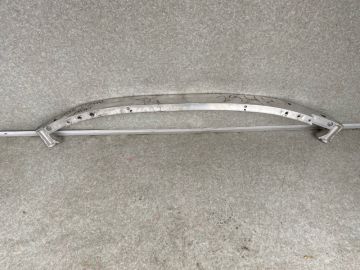 Підсилювач переднього бампера TESLA MODEL Y 19-