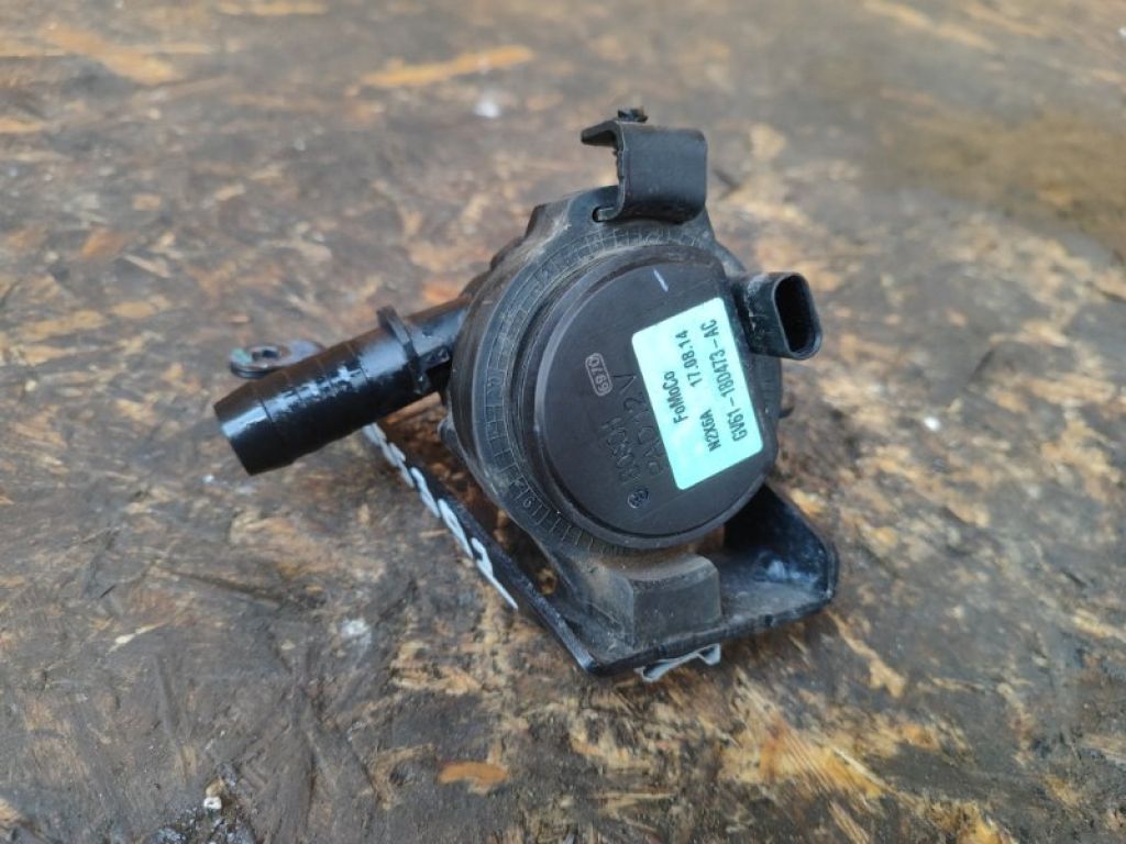 GV61-18D473-AC | Помпа охолодження електрична FORD ESCAPE 12-19 - Фото 2