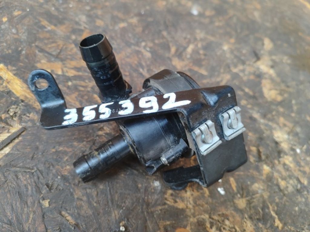 GV61-18D473-AC | Помпа охолодження електрична FORD ESCAPE 12-19 - Фото 4