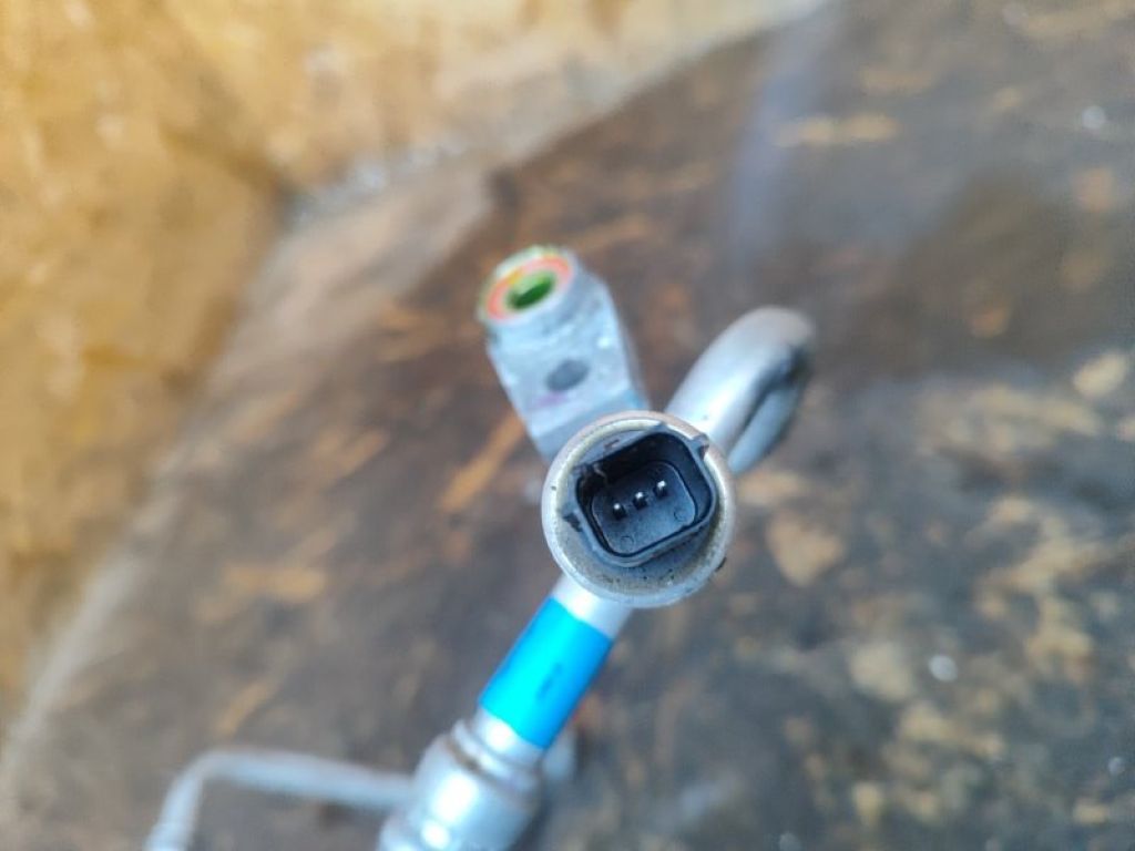 GV6Z-19972-DA | Трубка кондиціонеру FORD ESCAPE 12-19 - Фото 3