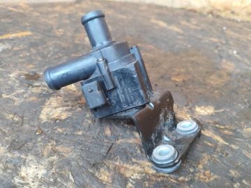 Помпа охолодження електрична FORD ESCAPE 12-19