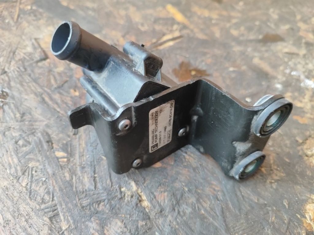 DS7G-8C419-CB | Помпа охолодження електрична FORD ESCAPE 12-19 - Фото 3