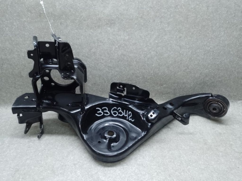 55502-4BA0A | Важіль задньої підвіски поздовжній лів. NISSAN X-TRAIL/ROGUE T32 13-20