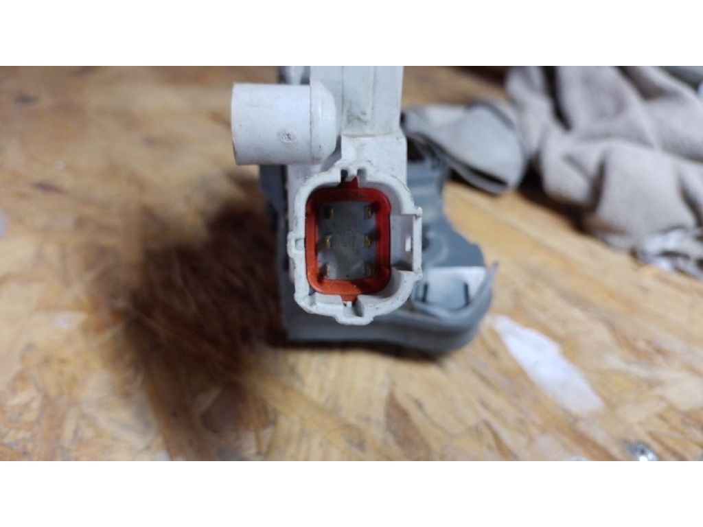 805533Y510 | Замок двері передн. лів. NISSAN X-TRAIL T30 01-07 - Фото 4