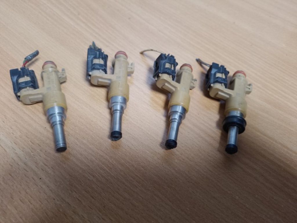 23209-39165 | Форсунка паливна TOYOTA SEQUOIA 08-17