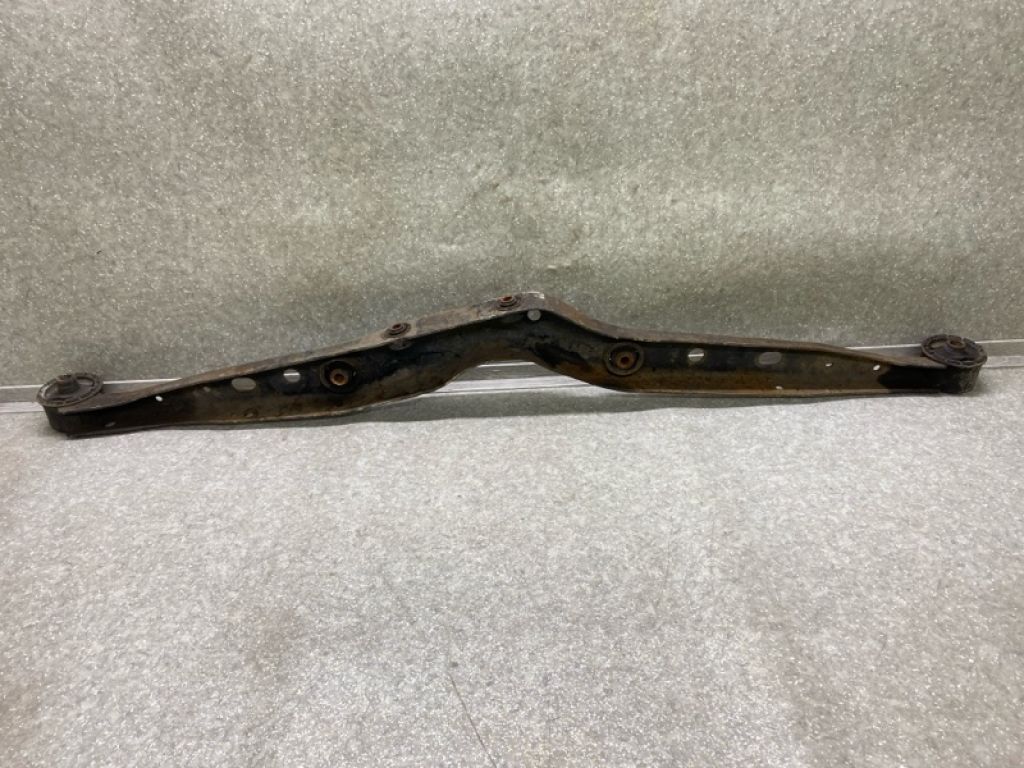 41310SA001 | Кронштейн редуктора SUBARU FORESTER SG 02-07 - Фото 2