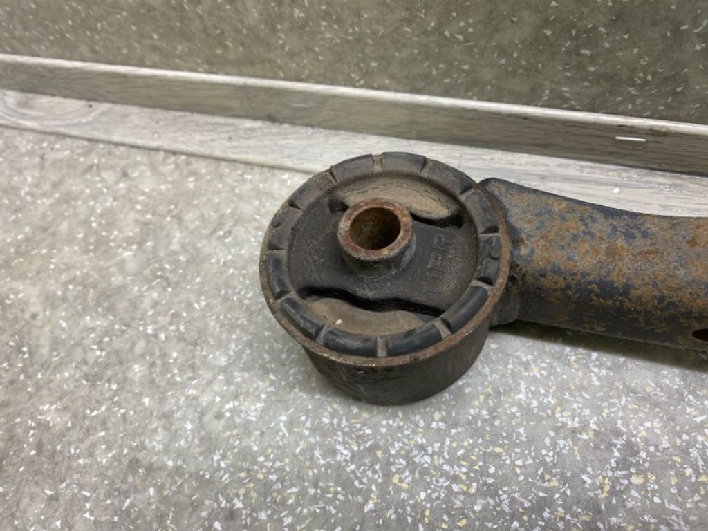 41310SA001 | Кронштейн редуктора SUBARU FORESTER SG 02-07 - Фото 3