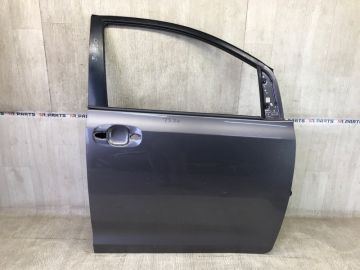 Двері передн. прав. TOYOTA SIENNA 11-16
