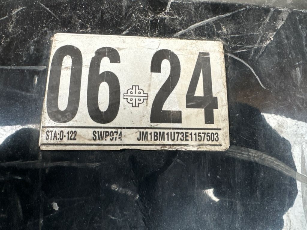 BHN1-50-221ABB | Бампер задній MAZDA 3 BM 13-19 - Фото 14