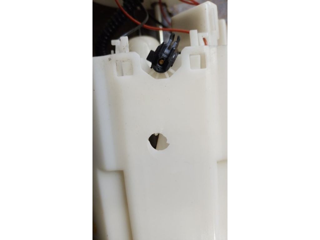 LF3T-13-35XC | паливний насос MAZDA 3 BL 09-13 - Фото 8