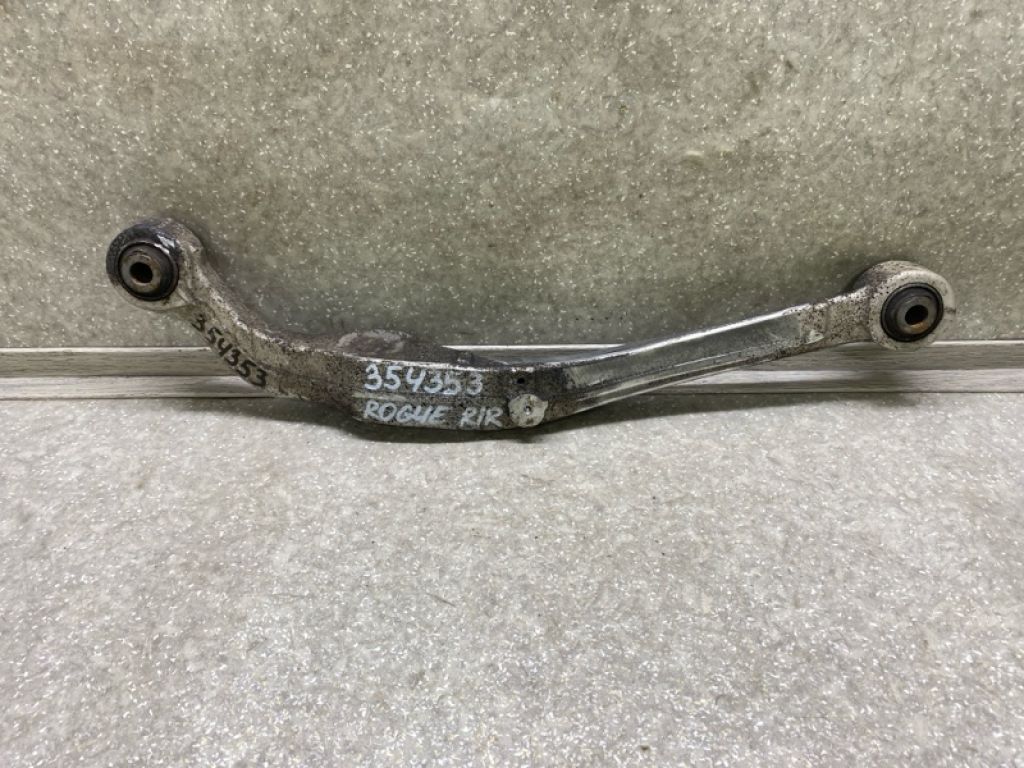 55120-JD02B | Рычаг задней подвески поперечный верхний прав. NISSAN X-TRAIL/ROGUE T32 13-20