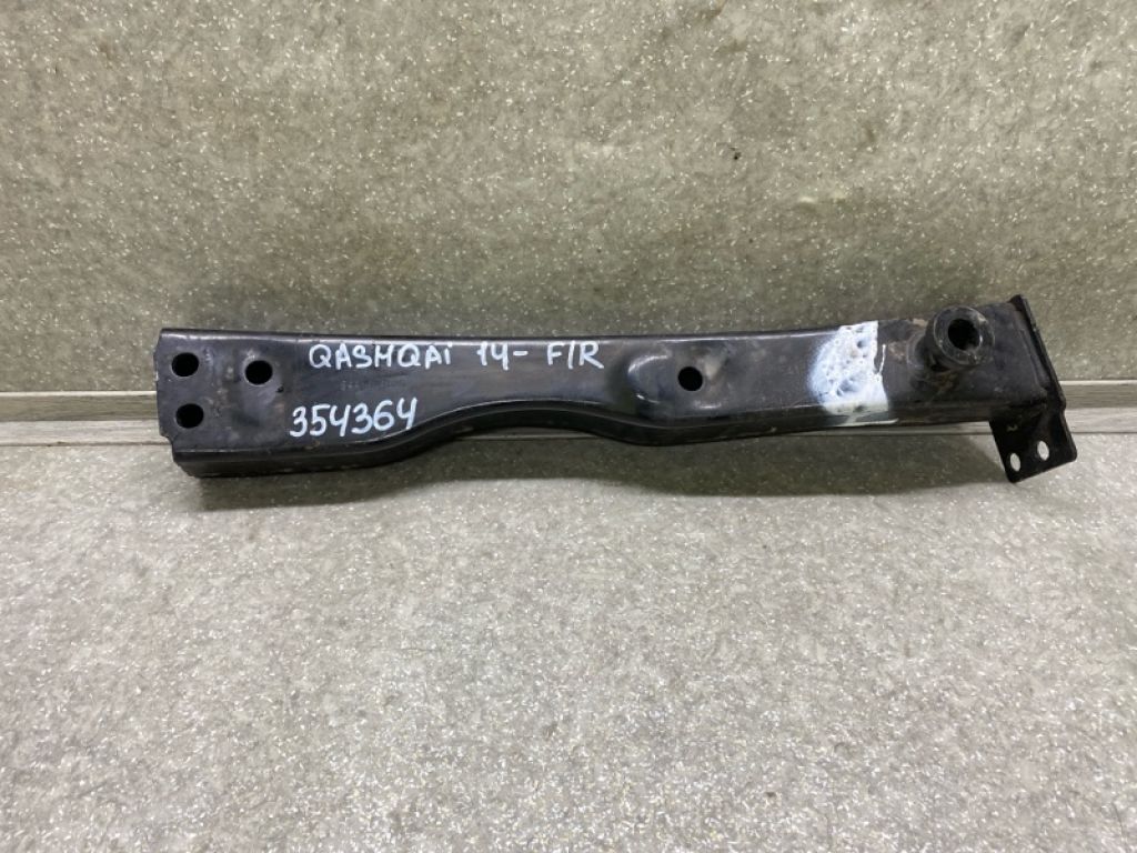 54410-4EA0B | Кріплення балки підвіски передн. прав. NISSAN QASHQAI/ROGUE SPORT 14-