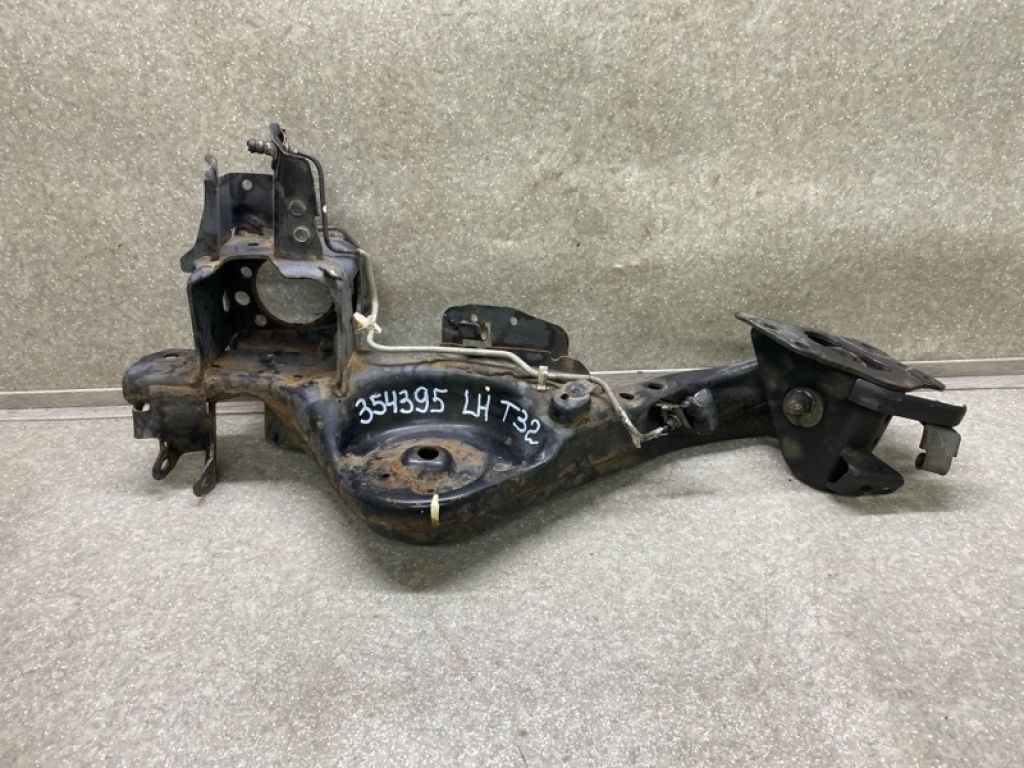 55502-5HA0B | Важіль задньої підвіски поздовжній лів. NISSAN X-TRAIL/ROGUE T32 13-20