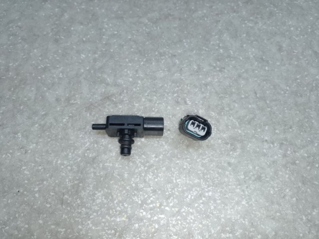 37940-SNA-A01 | Датчик давления топлива ACURA TLX 14-17 - Фото 2