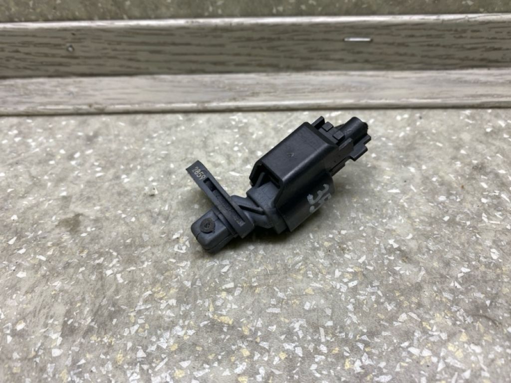 JX6Z-2C190-F | Датчик ABS задн. FORD ESCAPE 19 - - Фото 2