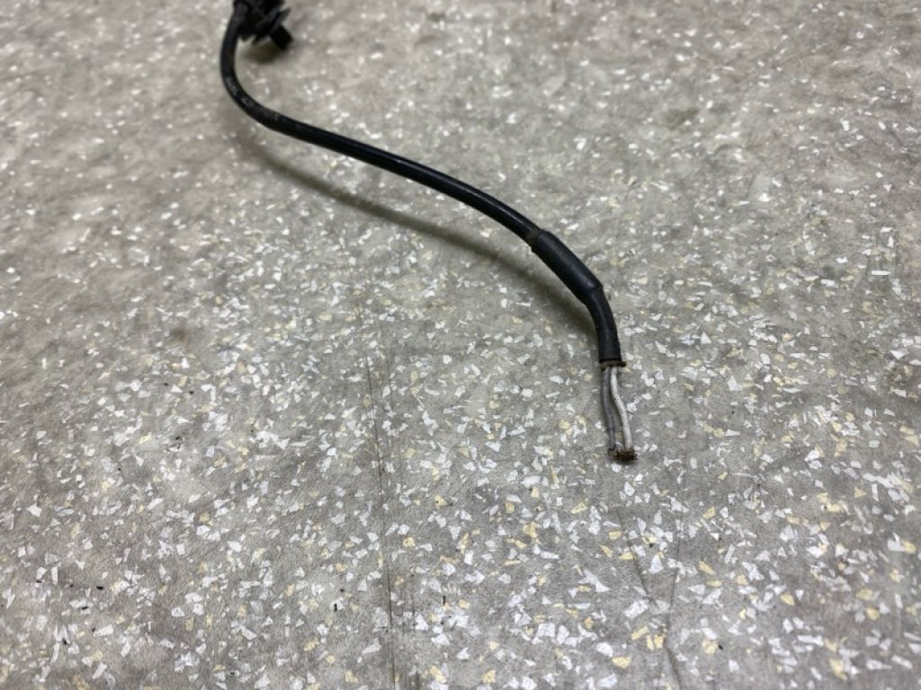 B45A-43-70XA | Датчик ABS передн. лів. MAZDA 3 BM 13-19 - Фото 2