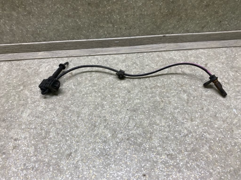 B45A-43-70XA | Датчик ABS передн. лів. MAZDA 3 BM 13-19