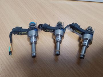 Форсунка паливна HYUNDAI SONATA YF 10-14