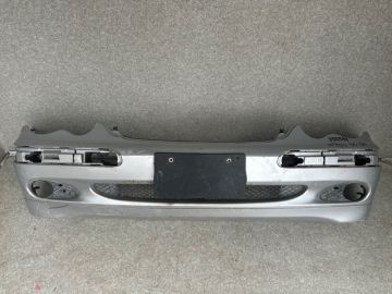 Бампер передний MERCEDES C-CLASS W203 00-07