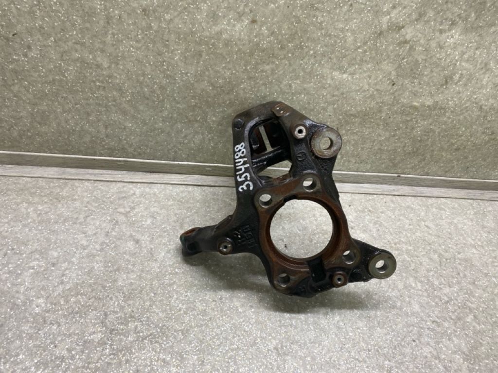 DGH9-33-02Y | Кулак поворотний прав. MAZDA CX-30 19-