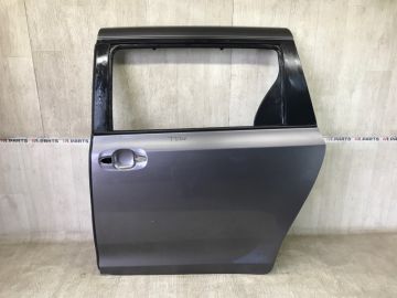 Двері зсувні задн. лів. TOYOTA SIENNA 11-16